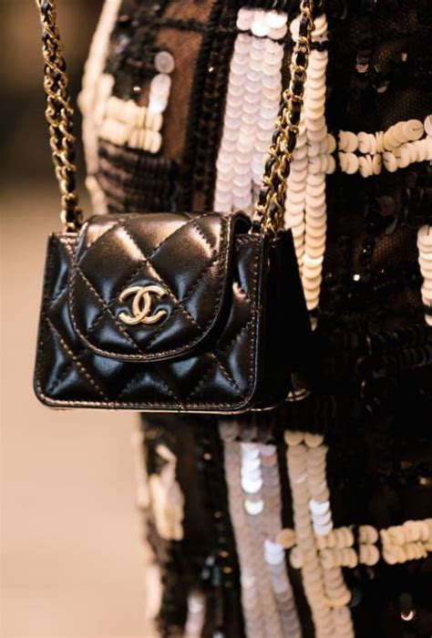 chanel price london|CHANEL Official Website: Fashion, Fragrance, Beauty, Watches, .